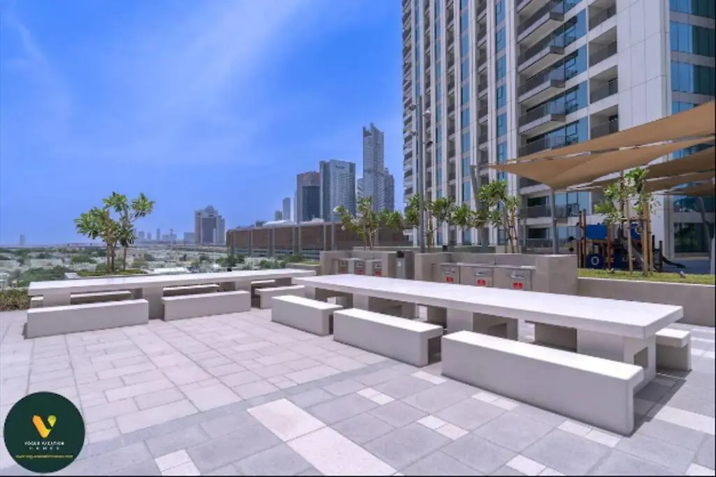 Downtown Views II - Vogue One Bedroom Apartment With Balcony, Opposite Dubai Mall Skybridge