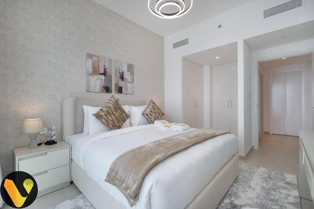 Downtown Views II - Vogue One Bedroom Apartment With Balcony, Opposite Dubai Mall Skybridge United Arab Emirates