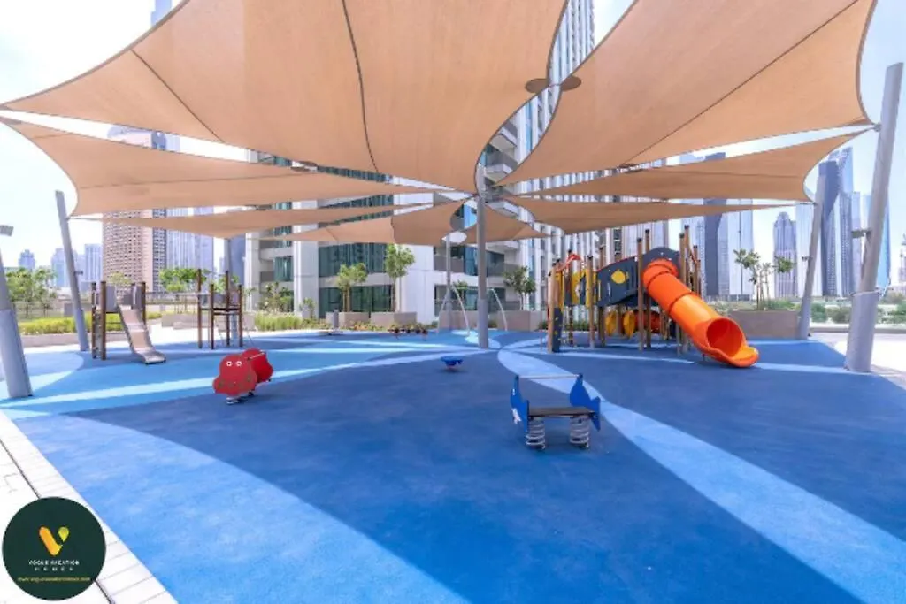 Downtown Views II - Vogue One Bedroom Apartment With Balcony, Opposite Dubai Mall Skybridge